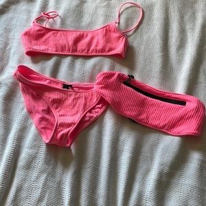 Triangl pink ribbed bikini top- and Fanny pack